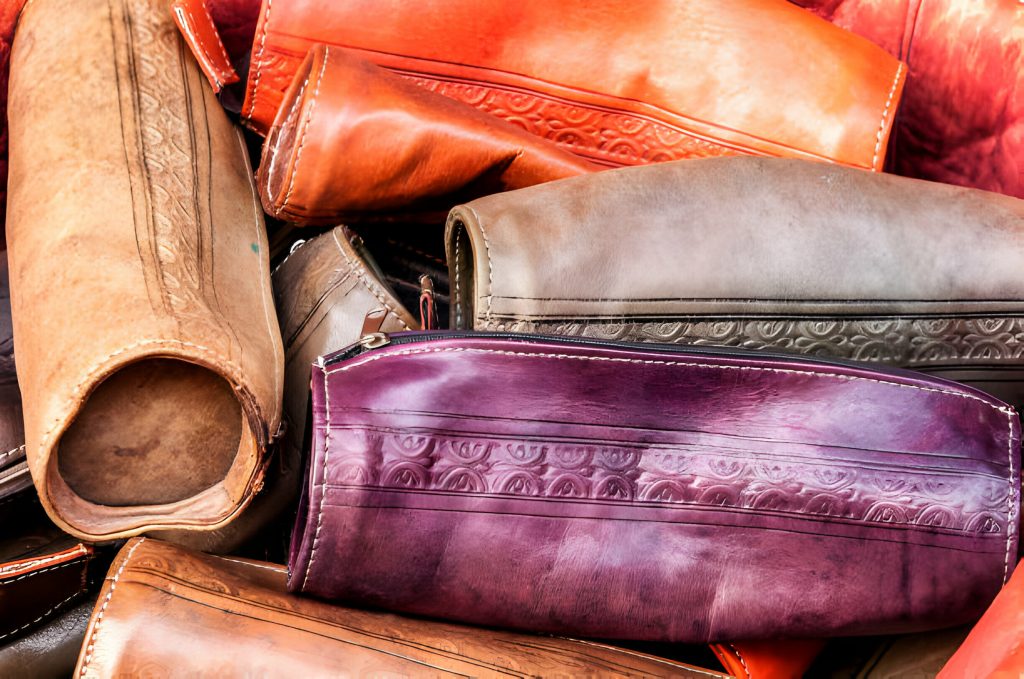 Leather toiletry bag: Stylish travel accessory for grooming essentials